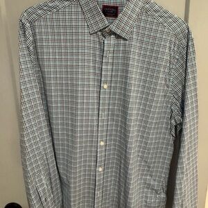 UNTUCKit Men's Blue and White Plaid Shirt